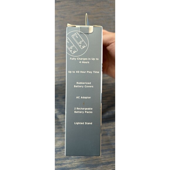 NEW Psyclone Essentials PSE530 Wii Controller Dual Charging Dock Station White - Picture 3 of 4